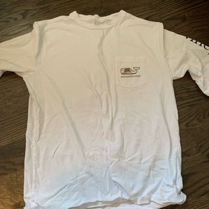 Vineyard Vines T-shirt